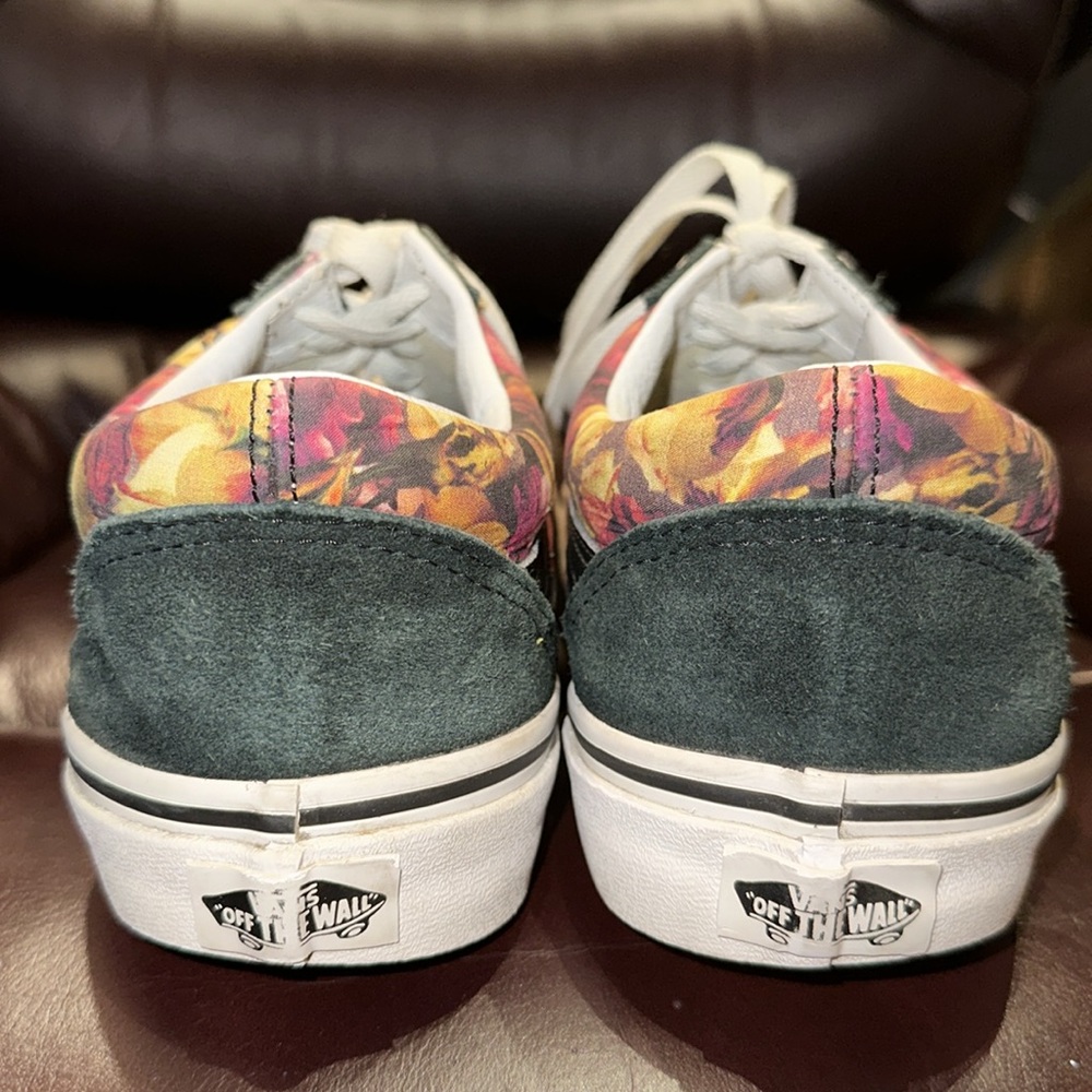Vans Old Skool Floral & Stripe Shoes - Picture 5 of 15